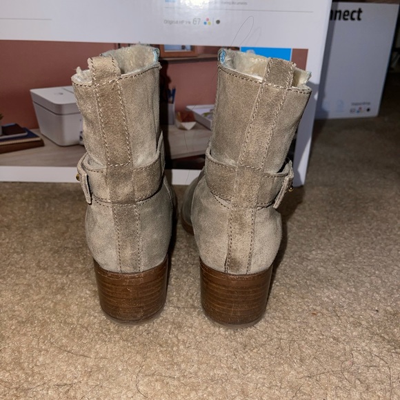 😍😍j crew boots 😍😍 - Picture 2 of 11